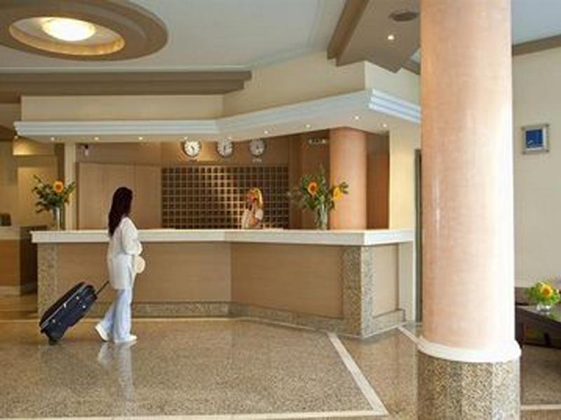 Zeus Hotels Neptuno Beach Amoudara  Exterior photo